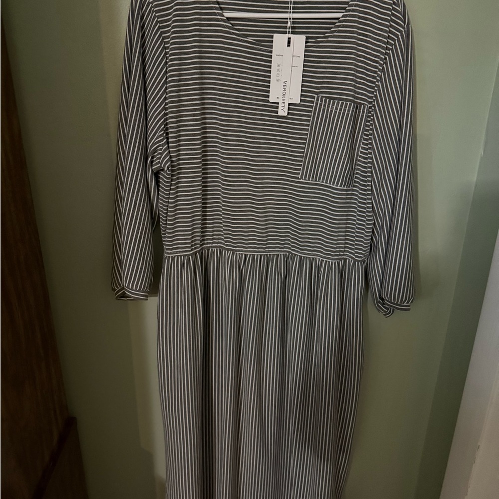 Black and White Dolman Sleeve Maxi Sundress